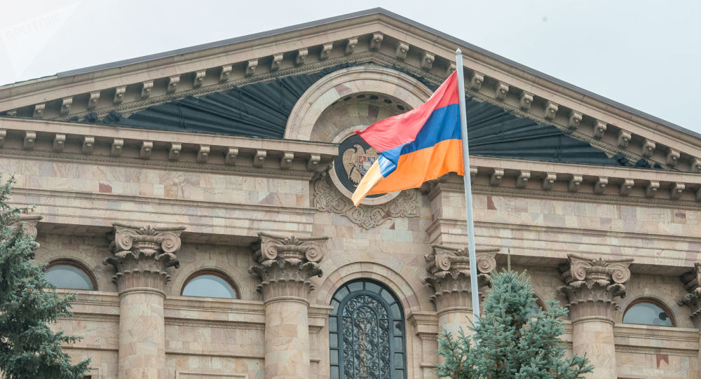 سەرۆکی کۆمیتەی گشتی ئەرتەشی ئەرمەنێستان لەکارەکەی لادرا