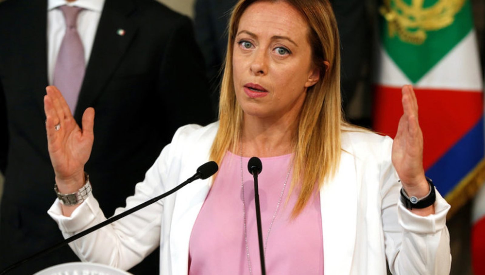 سەرۆک وەزیرانی ئیتاڵیا لە هاوسەرەکەی جیابووەوە