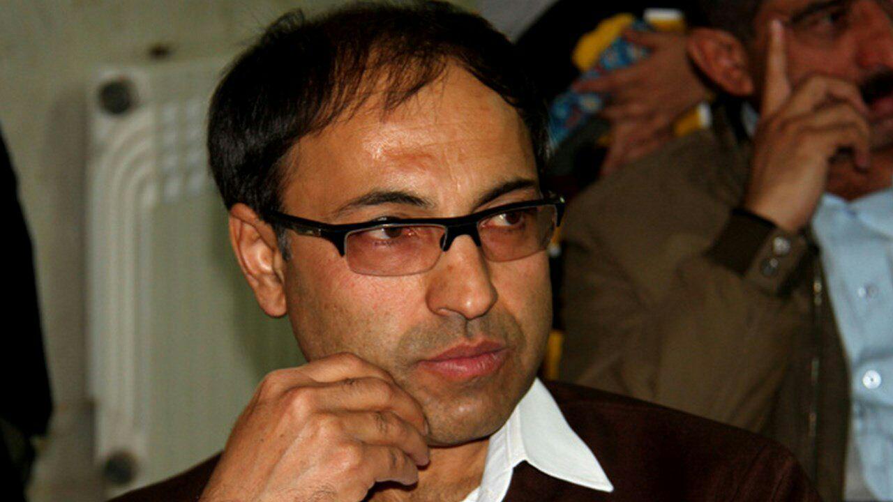 خەڵاتی تایبەتی پڕۆفیسۆر حیسابی گەورە زانای زانستی بیرکاری ئێران بەخشرایە کوردێکی ڕۆژهەڵاتی خەڵکی " نۆدشە "