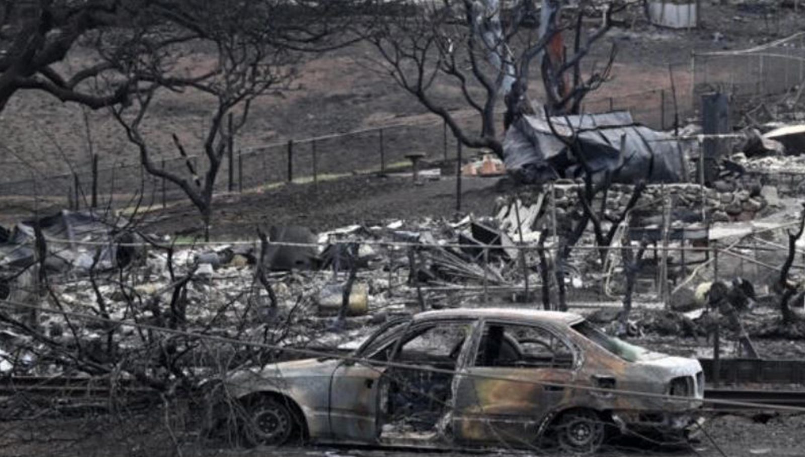 لە ئاگرەکەی هاوایدا زیاتر لە هەزار کەس بێسەروشوێن بوون