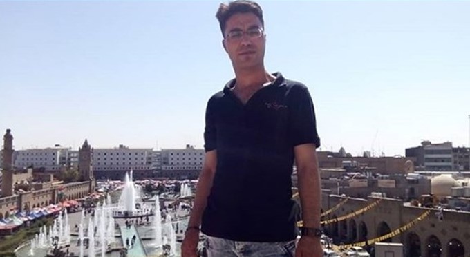 بەندکراویکی سیاسی ڕۆژهەڵاتی له‌به‌رده‌م دادوه‌ردا ئاگرى له‌ جه‌سته‌ى خۆى به‌ردا