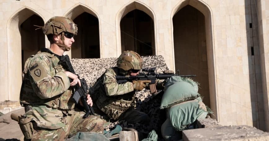 بەپەلە     ...    هێزەکانی ئەمریکا لە هەموو عێراق کەوتنە ئامادەباشی تەواوەوە