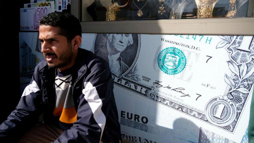 نرخی دۆلار لە ئێران بۆ جارێکی دیکە بەرزبووەوە