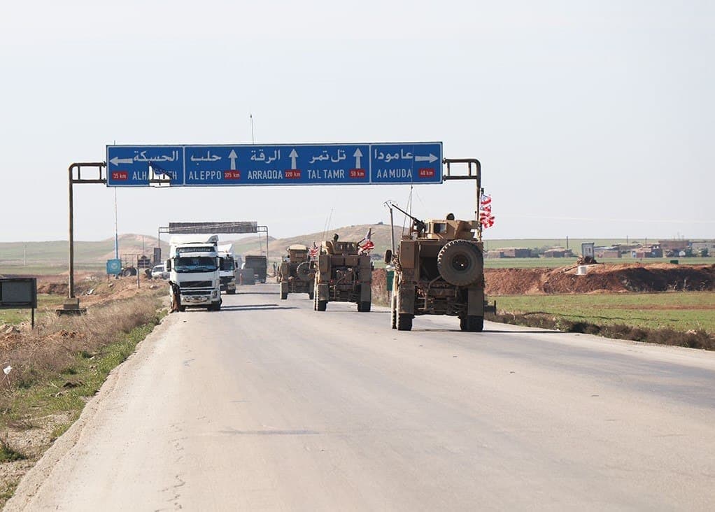 کاروانێکی دیکەی چەک و چۆڵی سەربازی بەرەو ڕۆژئاوای کوردستان نێردرا