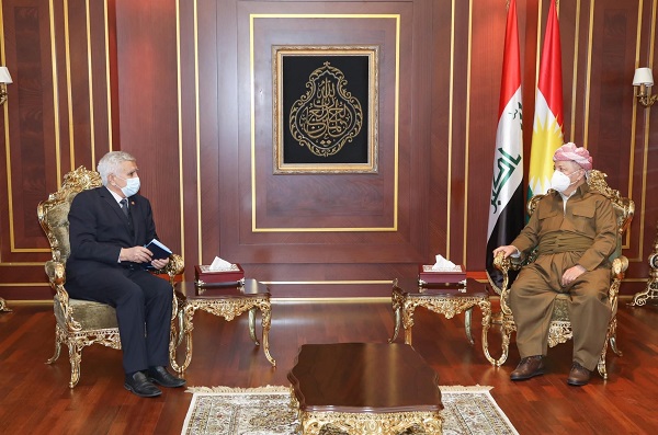 سەرۆك بارزانی پێشوازی لە شاندێكی پارتی سۆسیالیستی كوردستان دەكات