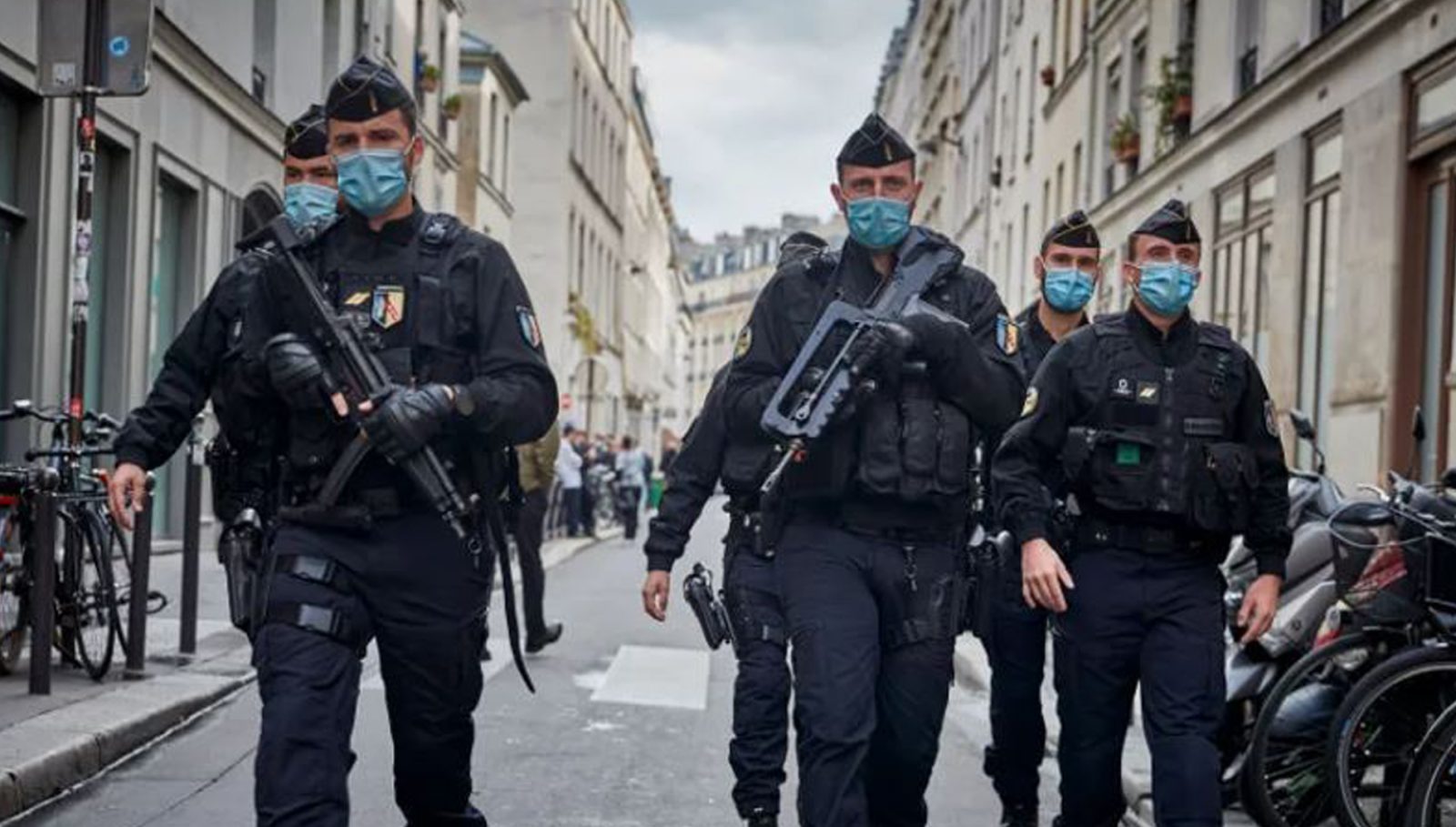 لەپاریس هێرش کرایە سەر وێستگەی شەمەندەفەرێک