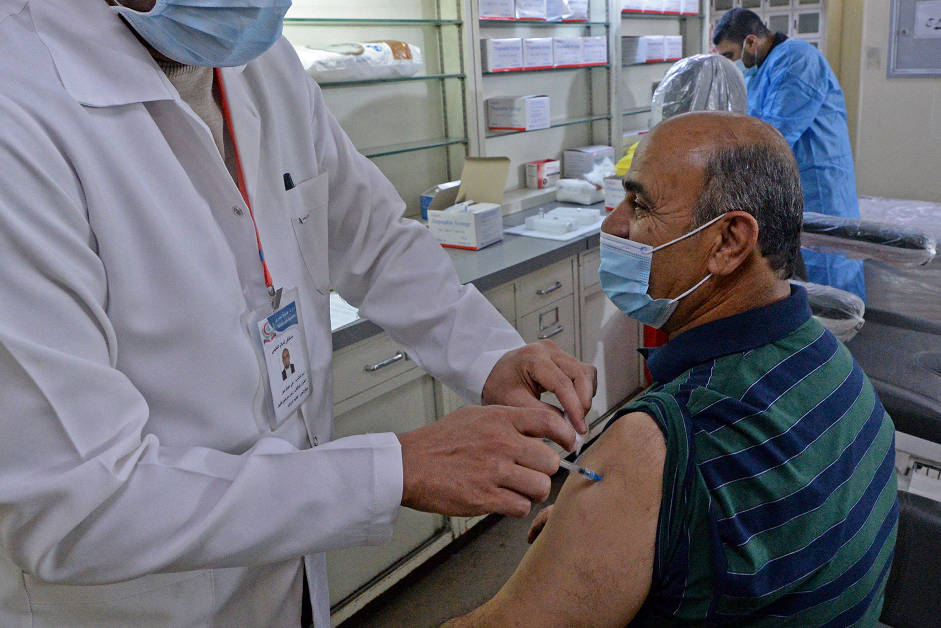 ژمارەی ئەو كەسانەی لە عیراق ڤاكسینیان وەرگرتووە 14 ملیۆنی تێپەڕاند