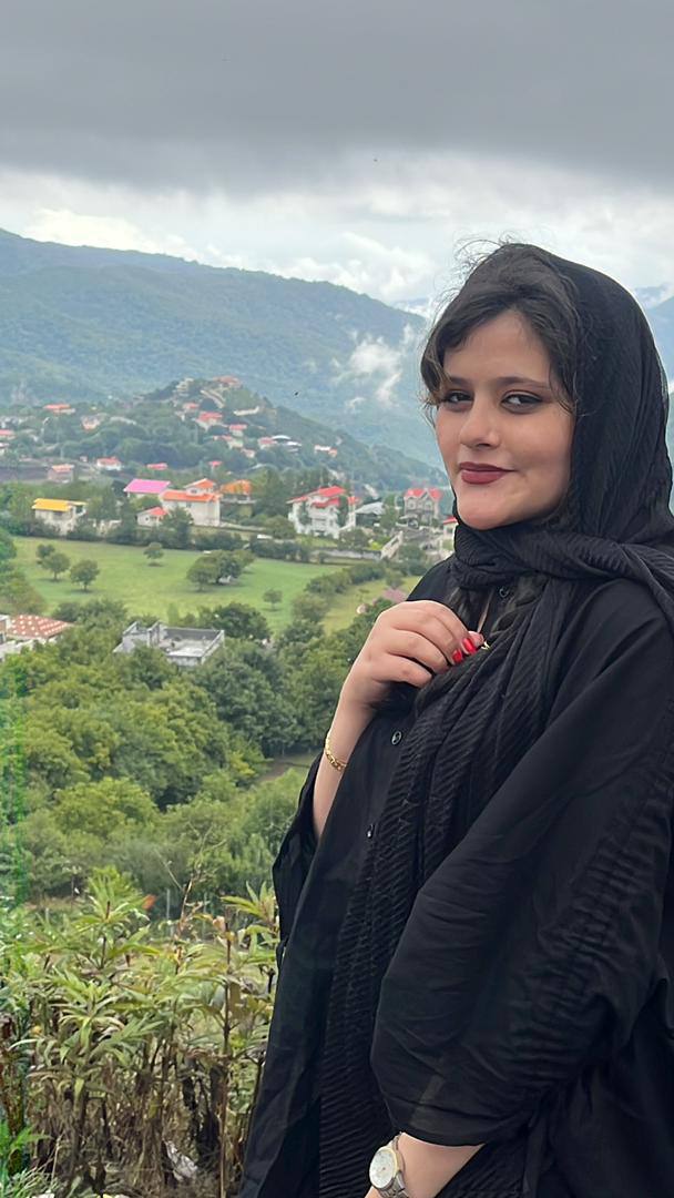 کچە کوردێک لە تاران لەلایەن هێزە ئەمنییەکانەوە درایە بەر لێدان و تووشی جەڵتەی مێشک بووە