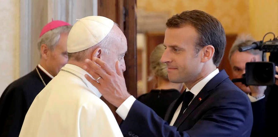 ماکرۆن  :  سەفەرەکەی پاپ بۆ عێراق خاڵێکی گرینگی ئاشتی ڕاستەقینە بۆ ڕۆژهەڵاتی ناوەڕاست ە