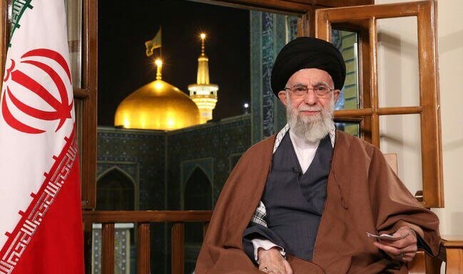 ڕابەری باڵای ئێران ساڵی ١٤٠٢ی بە ساڵی "کۆنتڕۆڵکردنی هەڵئاوسان و گەشەی بەرهەمهێنان" ناوبرد.