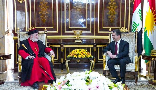 مەسروور بارزانی  سەرۆکی حکوومەتی هەرێمی کوردستان پێشوازی لە پاتریارکی کەنیسەی ڕۆژهەڵاتی ئاشووری دەکات