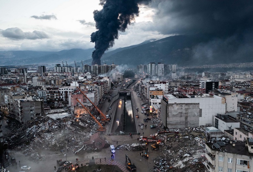 ژمارەی گیانلەدەستدا بەهۆی بومەلەرزەكەوە 28 هەزار كەسی تێپەڕاند