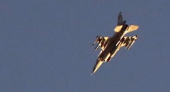 بەپەلە     ...    مانۆڕی هاوبەشی ئاسمانی بەرفراوانی ئیسرائیل و ئەمریکا بۆ بەرەوڕووبوونەوە لەگەڵ ئێران