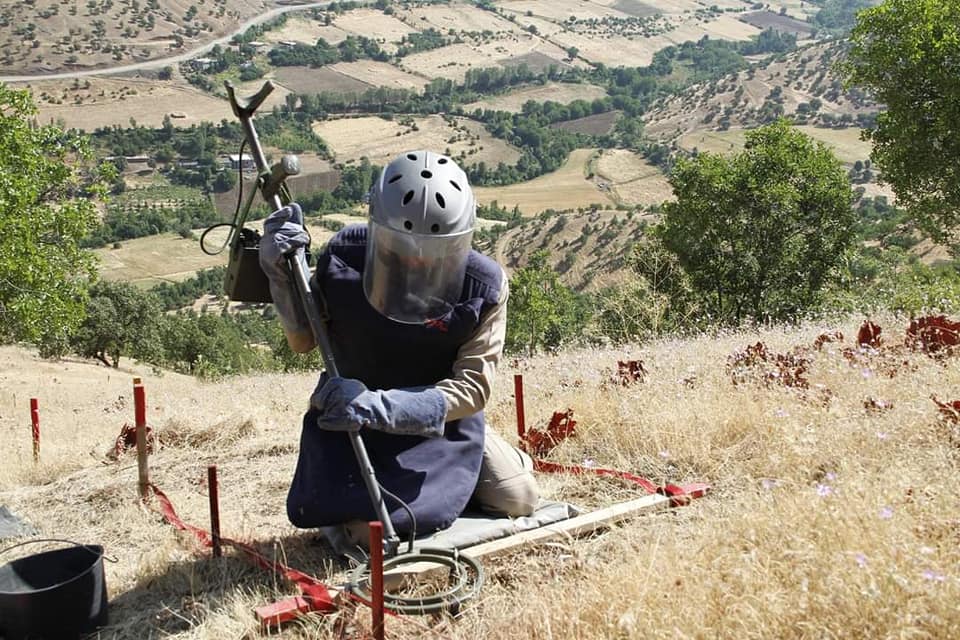 ساڵی ڕابردوو زیاتر لە ملیۆنێک مەتر دووجا زەوی لە مین پاککراوەتەوە