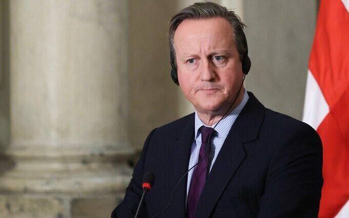 ئینگلتەرا : هێرش بۆ سەر یەمەن پەیامێکی ناڕاستەوخۆ بوو بۆ تاران