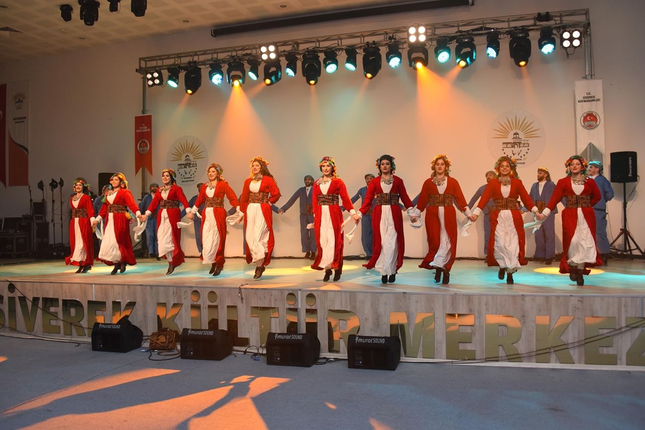 لە هەکاری ئەنجومەنی ڕەنگەکان دامەزرا