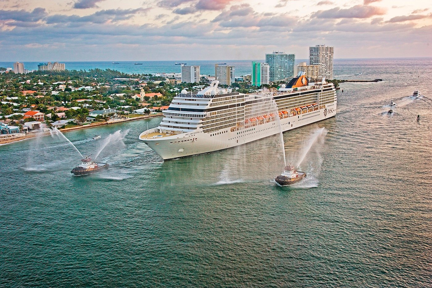 ٦٩٢ هەزار گەشتیار بە کەشتی گەشتیاریی چوونەتە تورکیا