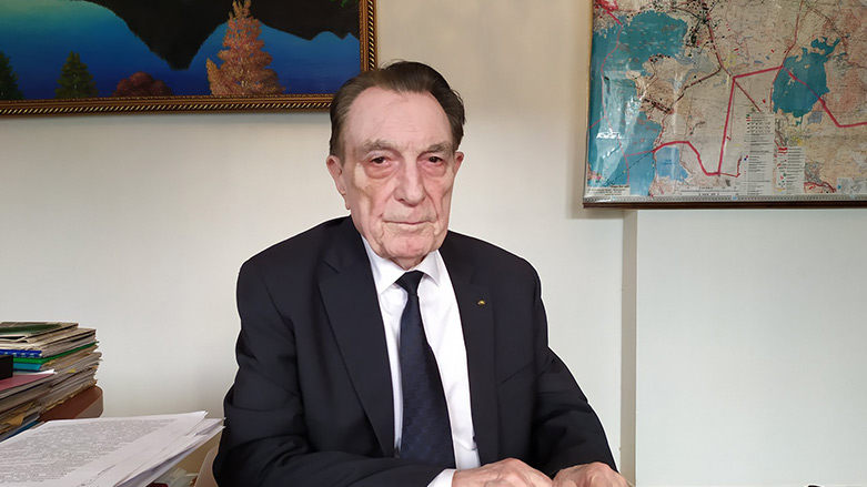 ئاکادێمیکار ، پڕۆفیسۆر و زانای پێترۆکیمیا لە ئاستی جیهانی " نادر نادرۆف " کوردی " کوردستانی سۆر " کۆچی دوایی کرد