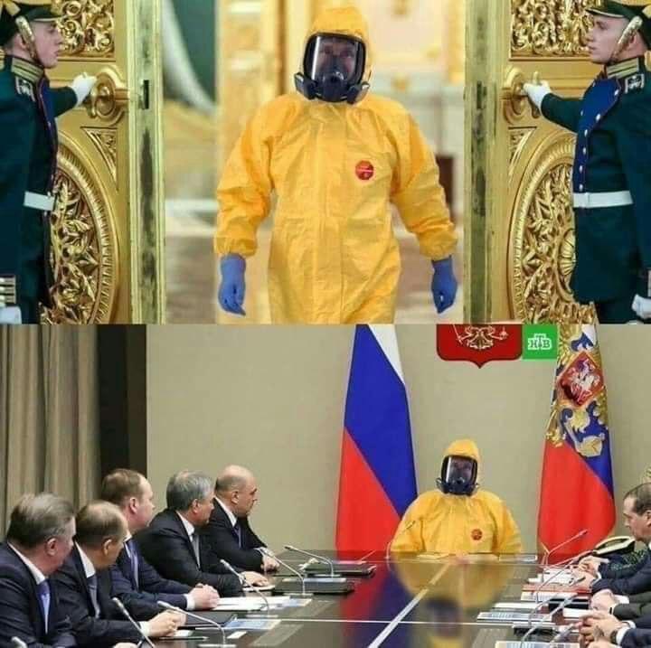 ڤلادیمیر پووتین بە ماسکی دژە کیمیاوی لە کۆبوونەوەی ووڵاتەکەی بەشداری کرد