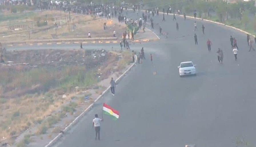 لەکەرکووک قەدەغەی هاتووچۆ هەڵگیرا و ڕێگای هەولێر كرایەوە