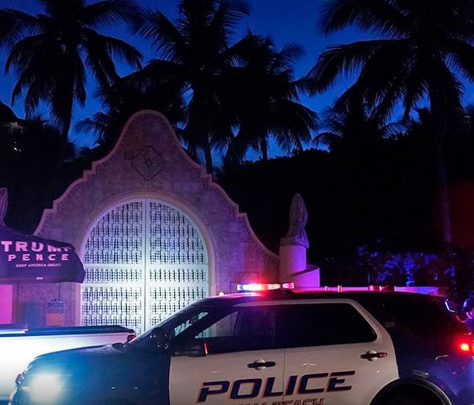 کۆشکی سپی بێ ئاگایی خۆی لە هێرشی ئێف بی ئای بۆ سەر کۆشکەکەی دۆناڵد ترامپ ڕاگەیاند