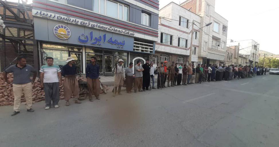 چالاکانی ژینگەپارێز لە مەریوان ناڕەزایەتییان دەربڕی