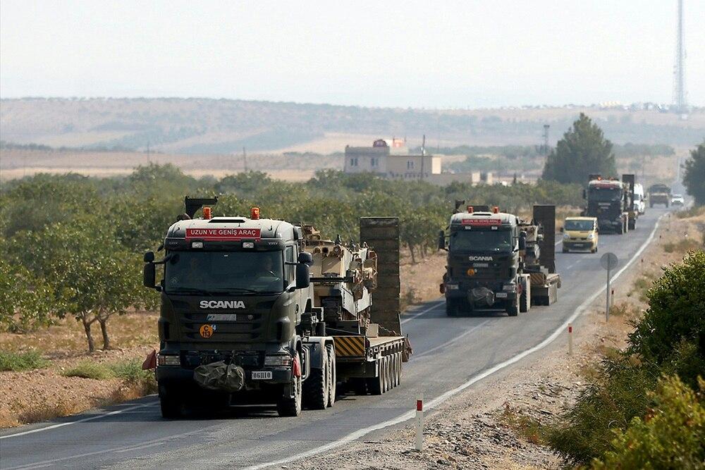 تورکیا بە کەل و پەلی نوێ سەربازییەوە گەیشتە ناو خاکی ئێدلیب