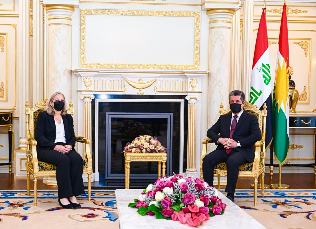 مەسروور بارزانی سەرۆکی حکوومەتی هەرێمی کوردستان پێشوازی لە باڵیۆزی نوێی ئەمریکا لە عێراق دەکات