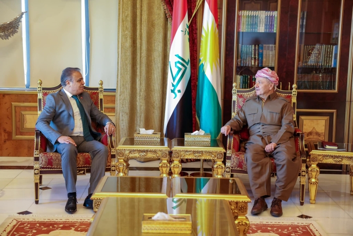 سەرۆک بارزانی پێشوازی لە شاندێکی ئەنجوومەنی زانکۆ نیودەوڵەتییەکان کرد