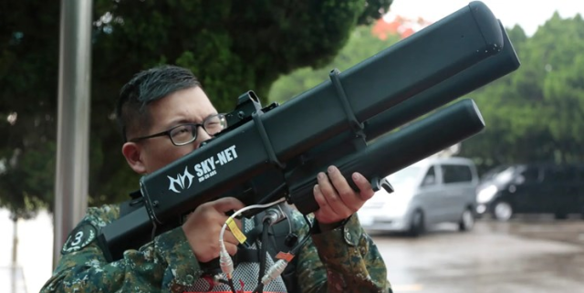 تایوان بە فەرمی کڕینی فڕۆکەگەلی بێفڕۆکەوانی ئەمریکی واژوو کرد