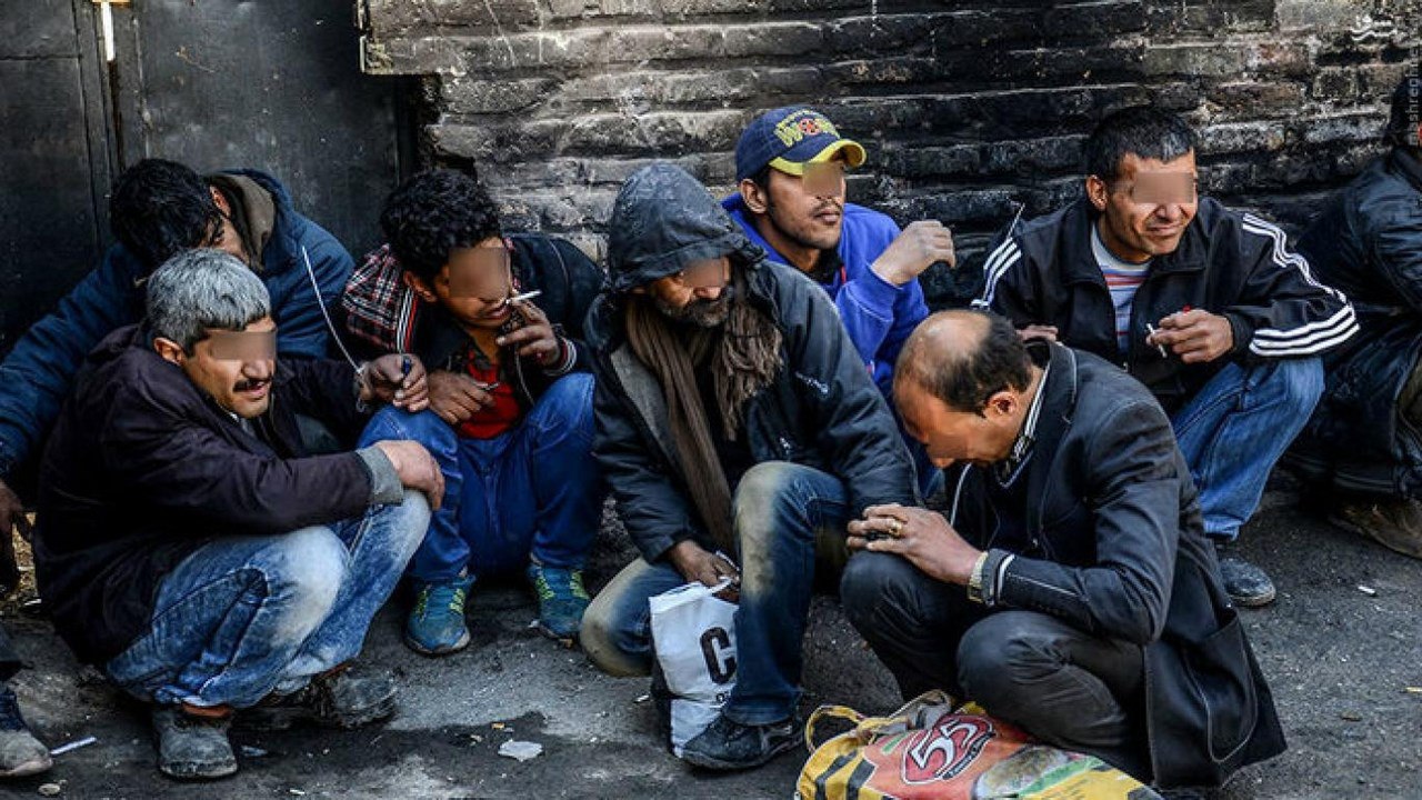 لە ئێران ڕۆژانە ١٢ کەس بەهۆی بەکاربردنی ماددە سڕکەرەکانەوە گیانیان لەدەست دەدەن