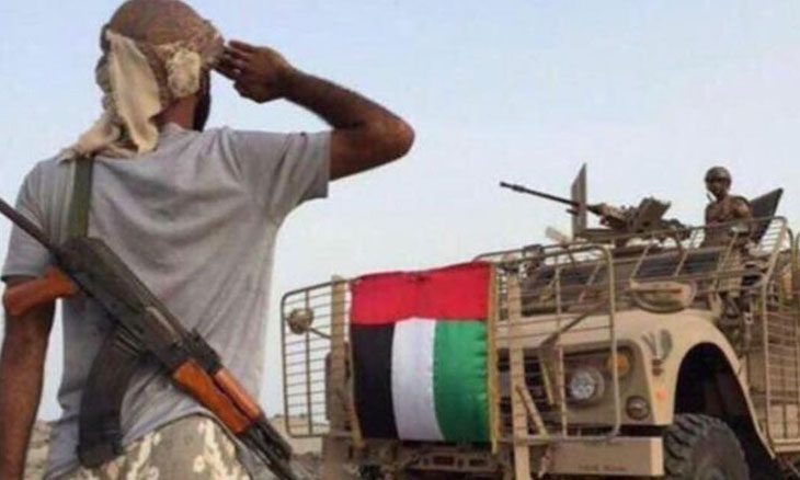 فەرماندەی پلە باڵای هێزەکانی بن پاڵپشتی ئیمارات تێکەڵ بە گرووپی ئەنسارۆڵڵا بوو  +  وێنە