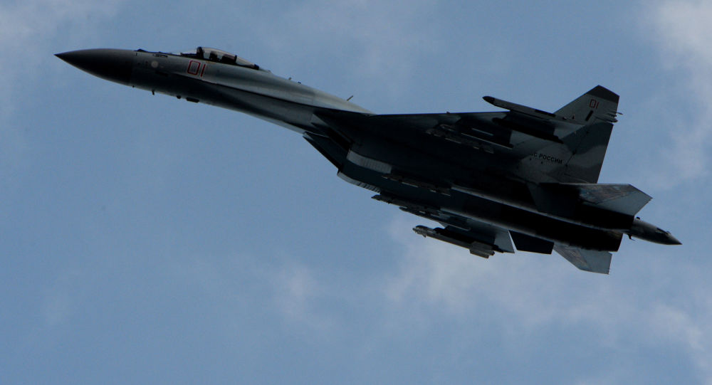 گرینگی فڕۆکە شەڕکەرەکانی ڕووسی " سۆخۆ - ٣٥ " لە چاو فڕۆکە شەڕکەرەکانی ئەمریکی " F-15EX "