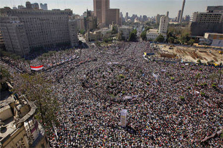 بەپەلە   ...   لە سەرجەم پارێزگاکانی عێراقەوە بەرەو بەغدا و لە گۆڕەپانی تەحریر خۆپیشاندانی ملیۆنی ساز دەکرێت