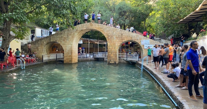 خەڵکی باشووری عێراق لە ترسی گەرما ڕوو لەهەرێمی کوردستان دەکەن