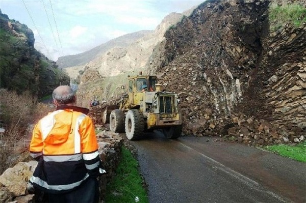 بە پێی بڕیاری حکوومەت هەر بریکارێک کەمتەرخەم بێت لە ئەنجامی پڕۆژەکانی سزای قورسی بەسەردا دەسەپێندرێت