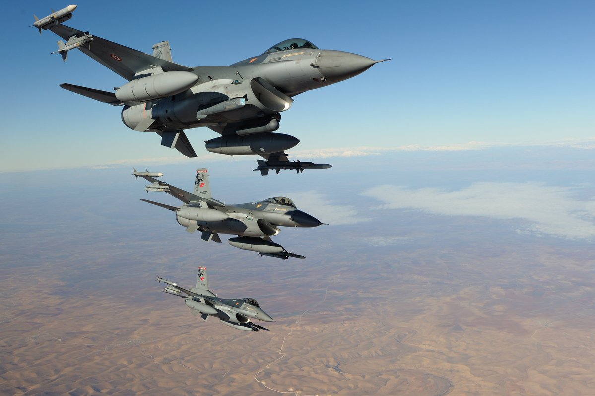 بە هۆی هێرشی ئاسمانی هێزەکانی سوپای تورکیا ٦ ئەندامی پەکەکە گیانیان لە دەستدا