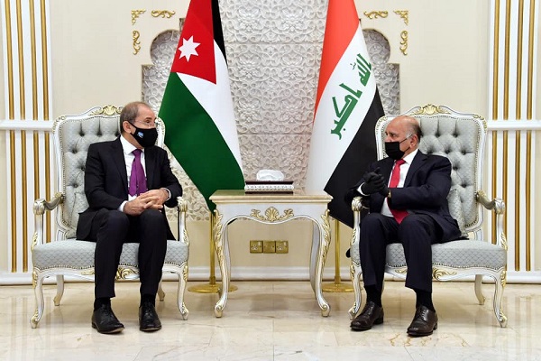 وەزیری دەرەوەی ئۆردوون لە لایەن فۆئاد حسێن وەزیری دەرەوەی عێراق لە بەغدا پێشوازی لێکرا