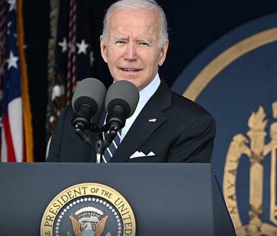 دژایەتی جۆ بایدن لەگەڵ قەدەغەی یەکجاری چەک و تەقەمەنی لە ئەمریکا