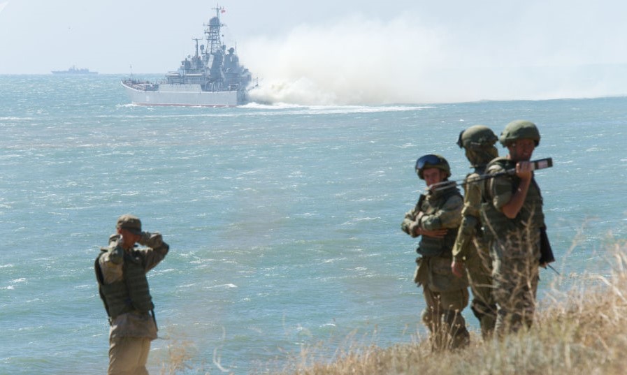 ئەمریکا کەشتییە شەڕکەرەکانی خۆی بۆ پالپشتی لە ئۆکراین دەنێرێتە دەریای ڕەش