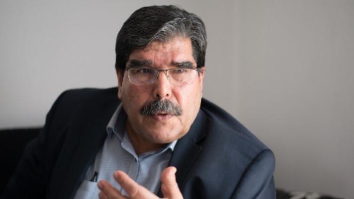 ساڵح موسلیم : منبج بە خوێنی شەڕڤاناانی ئێمە ڕزگار بوو ئەمریکا ستەمێکی گەورەی لە کورد کرد