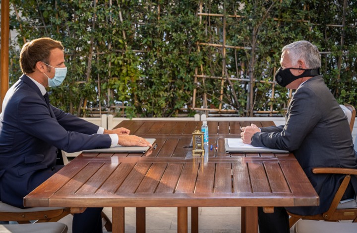 ئێمانۆئێل ماکرۆن لەگەڵ پاشای ئۆردوون لە کۆشکی ئەلیزە چاوپێکەتنی ئەنجامدا