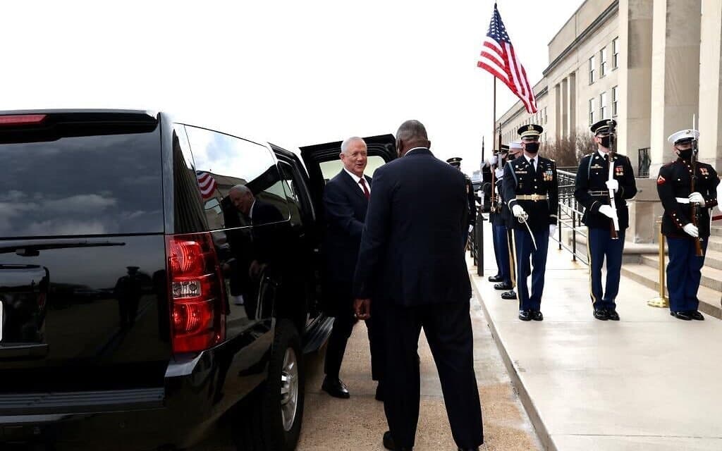 ئیسرائیل بە فەرمی ئەرتەشی ووڵاتەکەی بۆ هێرشکردنیان بۆ سەر ئێران خستە حاڵەتی ئامادەباشییەوە