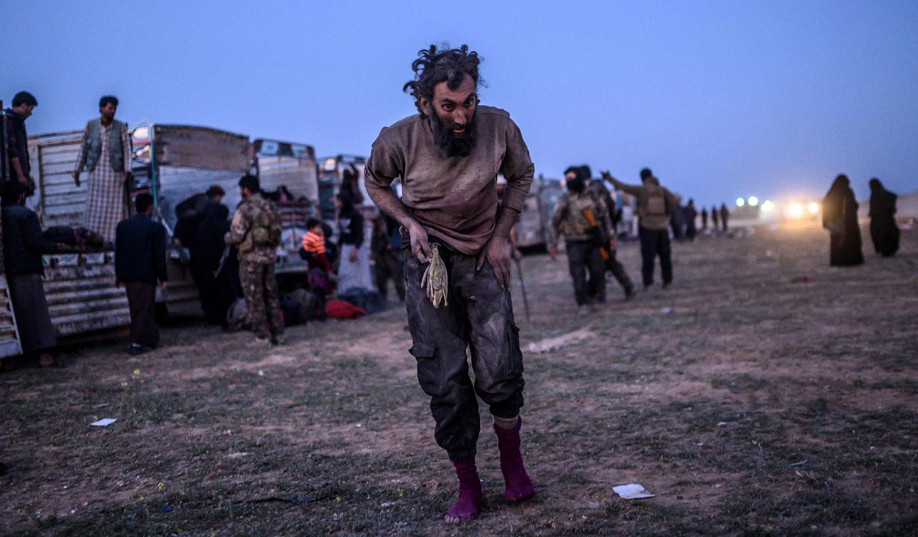 ٢ هەزار چەکداری داعش خۆیان ڕادەستی شەڕڤانانی " هەسەدە " کرد