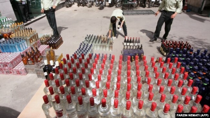 لە ئاهەنگێکدا لە ئێران 14 کەس بەهۆی خواردنەوەی کحولییەوە گیانیان لەدەستدا