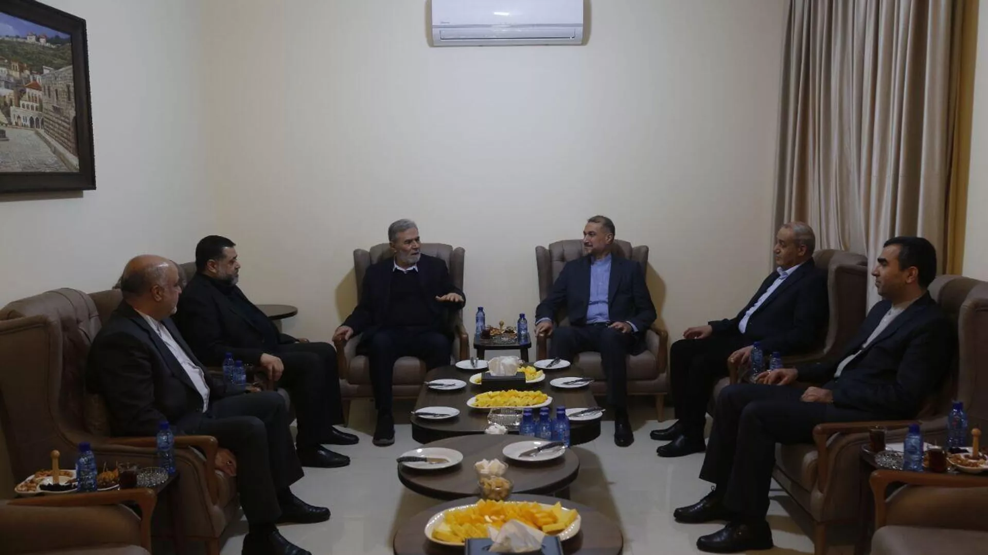 سەرکردەکانی مقاومەی فەلەستین لەگەڵ ئەمیرعەبدۆڵڵاهیان کۆدەبنەوە : ئیسرائیل ئامانجە ڕاگەێندراوەکانی خۆی بەدەست نەهێنا