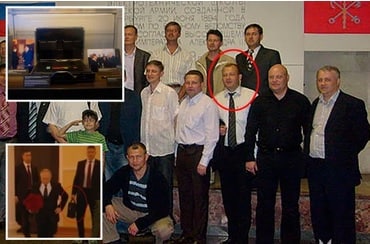 +   وێنە   ...   هەگری جانتا ئەتۆمی یەکەی ڤلادیمیر پووتین تێرۆر کرا