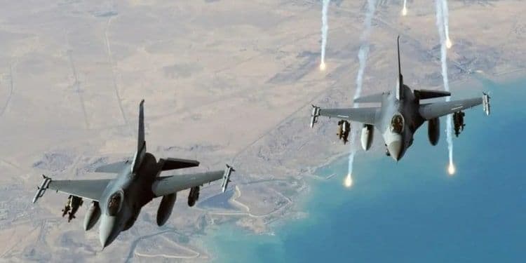 بە هۆی هێرشی ئاسمانی ئەرتەشی ئەمریکا بۆ سەر کاروانێکی میلیشیاکانی سەر بە کۆماری ئێران چەندین کوژراوی لێکەوتەوە