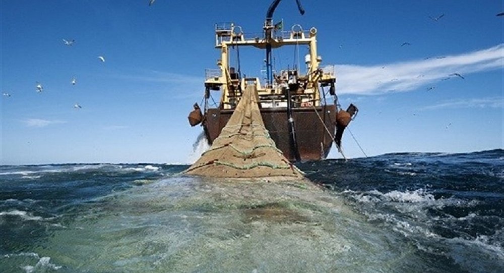 ئامادەبوونی کەشتییە چینییەکان لە ئاوەکانی ئێران بە درۆ دەخرێتەوە