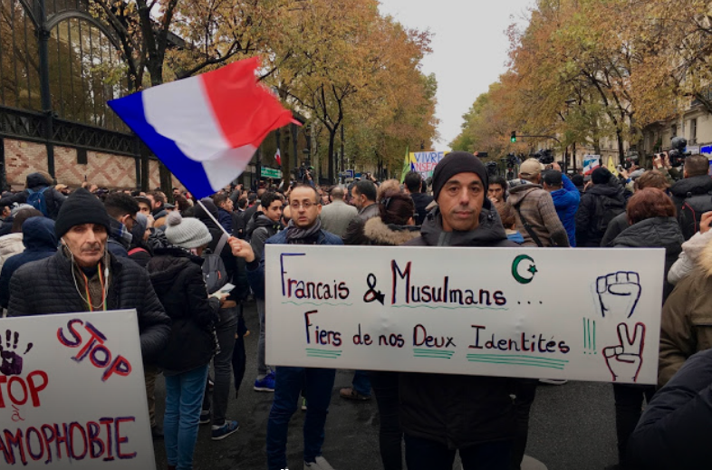 فەڕانسا دوای کوژرانی مامۆستایەکی قوتابخانە دەیان ڕێکخراوی موسڵمانەکان دادەخات